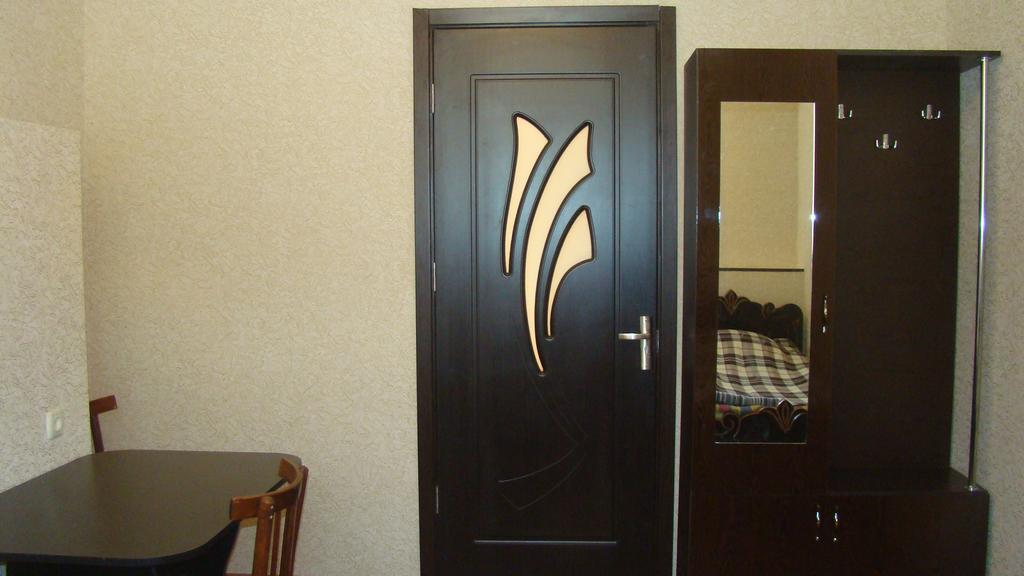 Guest House Tavaduri Mestia Exterior photo